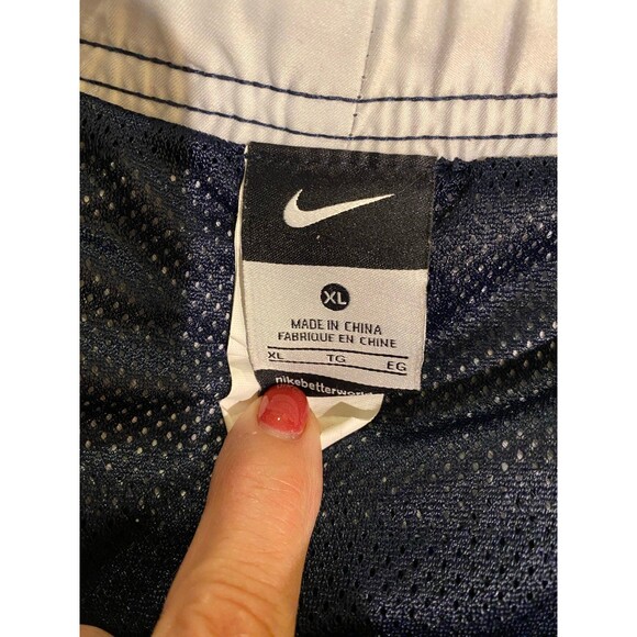 Nike Men’s Navy XL Swimsuit Trunks Side Pockets with Tie Waist Pool Lake - Picture 3 of 10